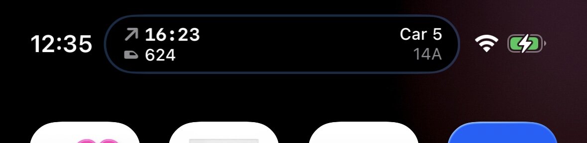 Compact Live Activity in Dynamic Island